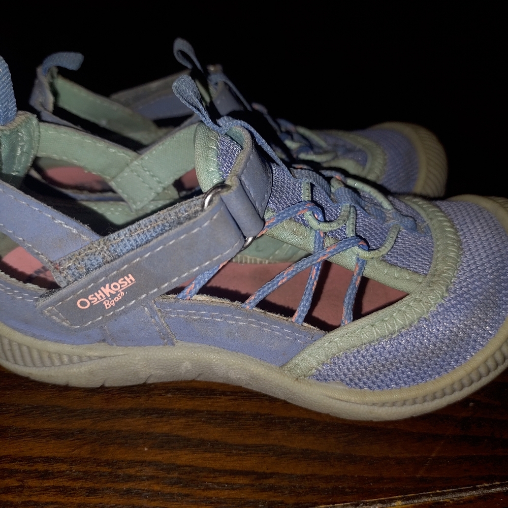 Toddler girls water shoes